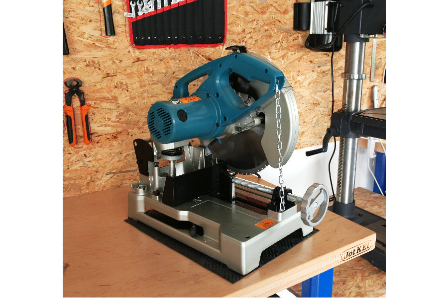 Przecinarka do metalu 1750W